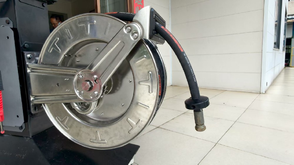 自动伸缩卷轴功能特点