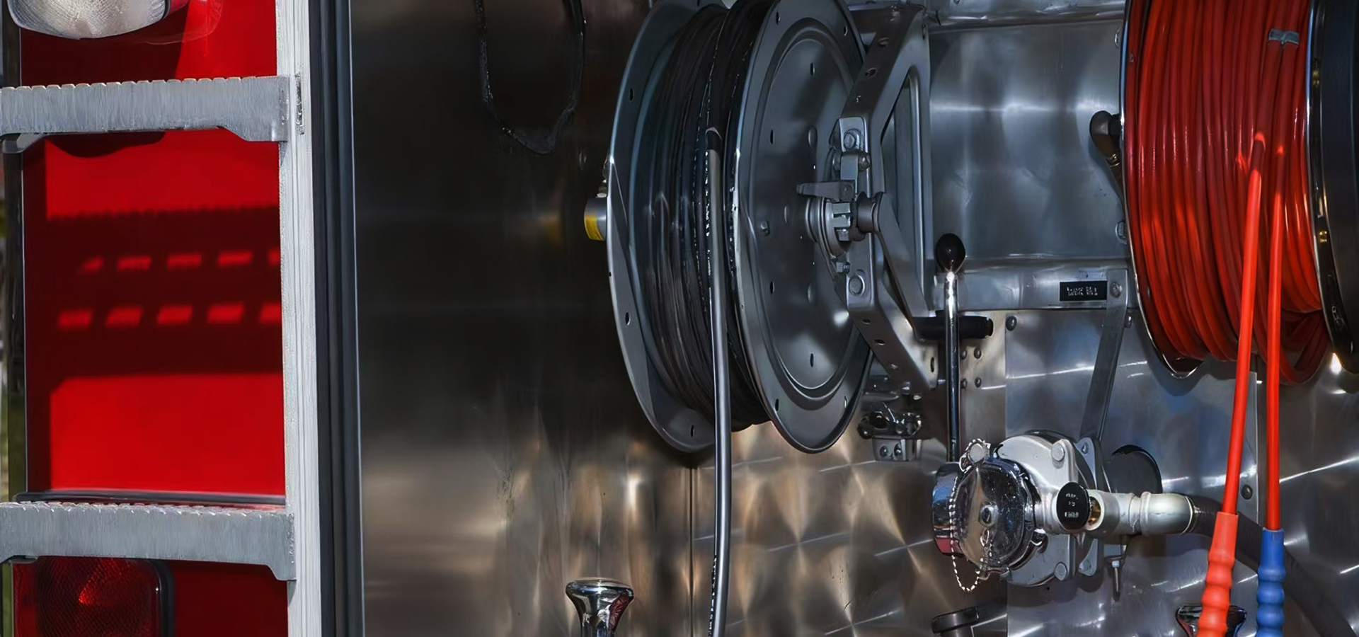 软管/线缆自动收纳与管理